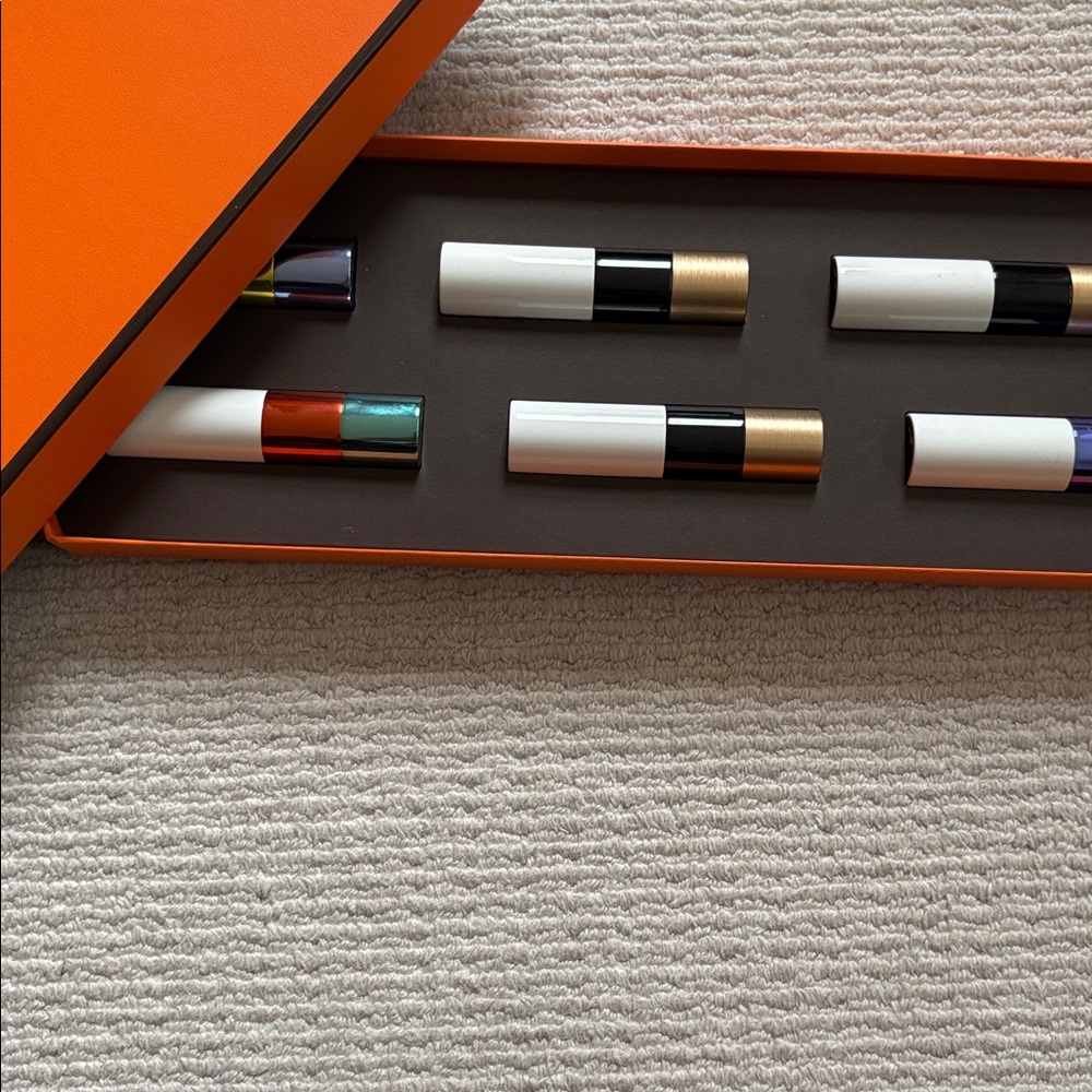 Hermès 6 Lipstick Set in Signature Orange Box - Picture 3 of 11